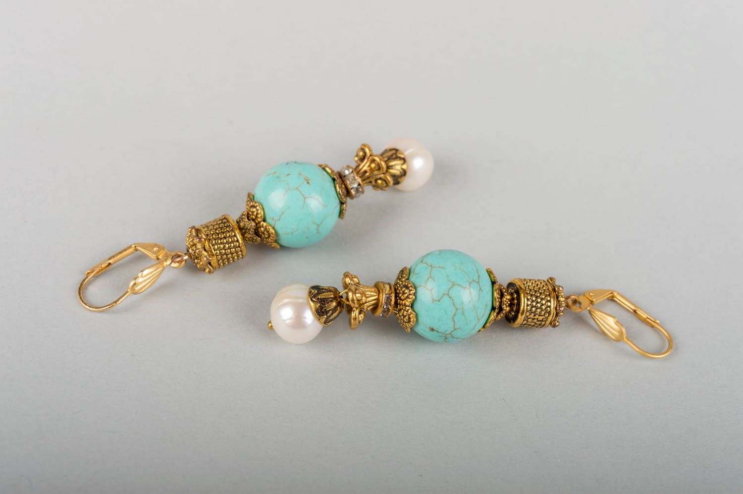 Designer beautiful long blue handmade earrings made of turquoise and brass photo 5