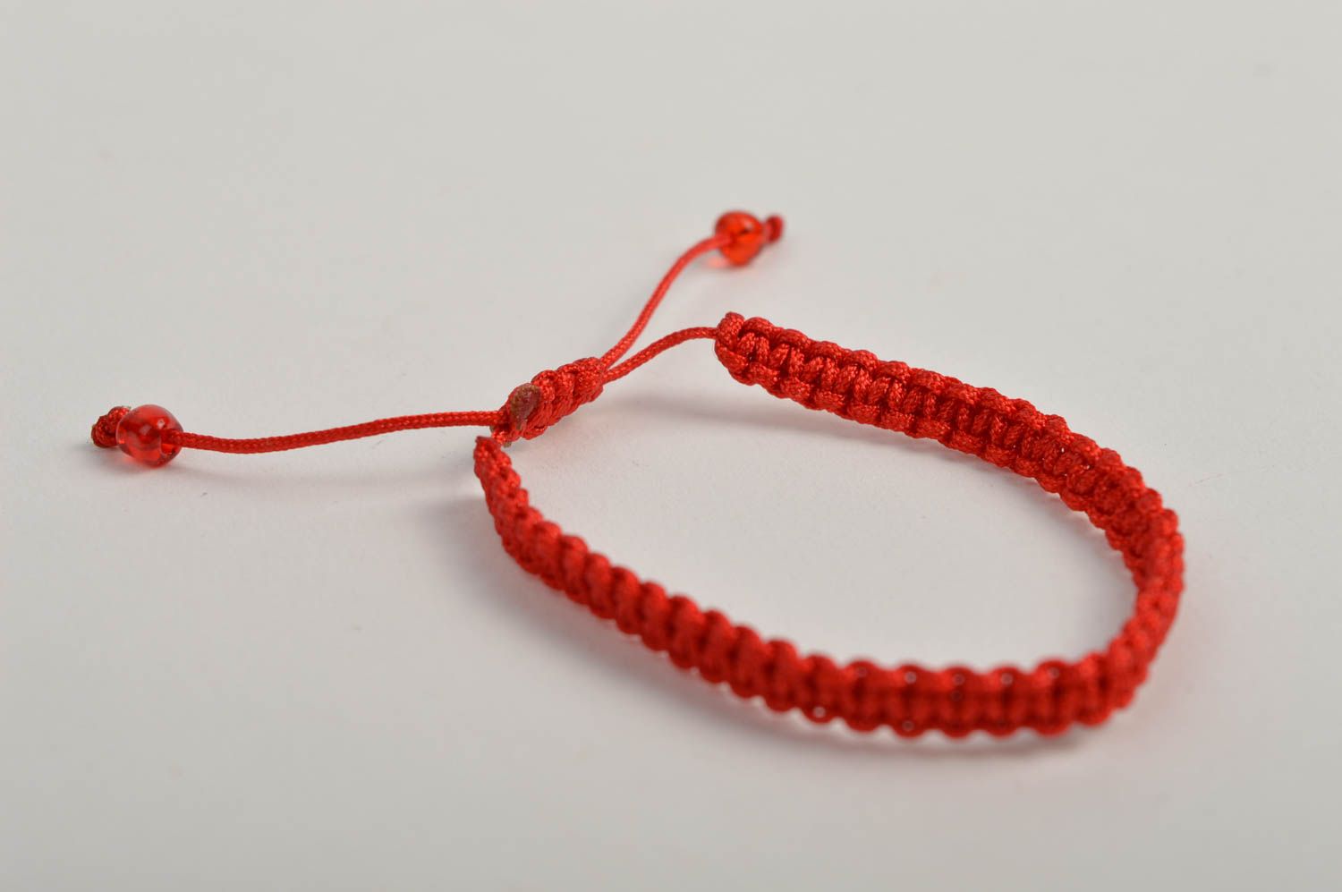 Pulsera de cordón rojo hecha a mano bisutería de moda accesorio para niña  foto 5
