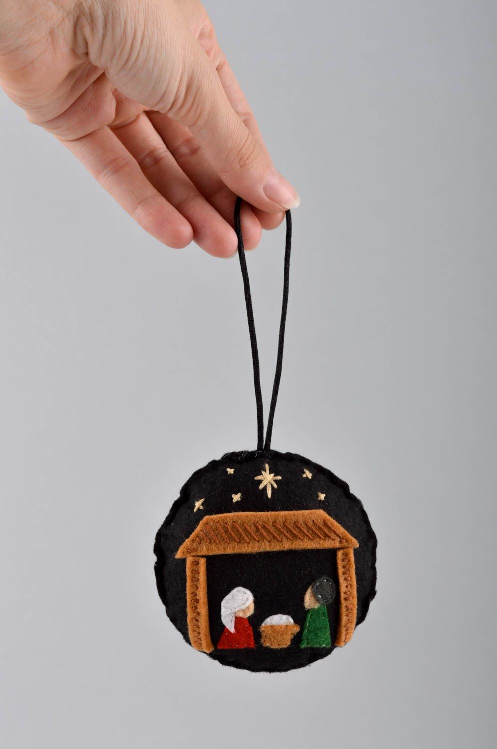 Игрушка ручной работы игрушка из шерсти игрушка из войлока с петелькой фото 5