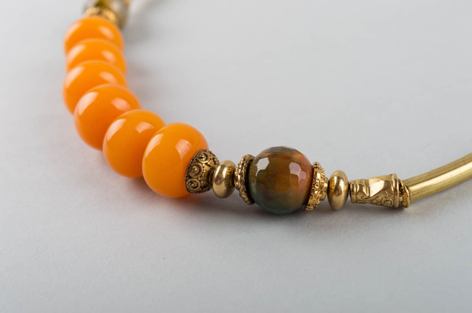 Handmade cute brass designer yellow bright necklace with amber and agate photo 5