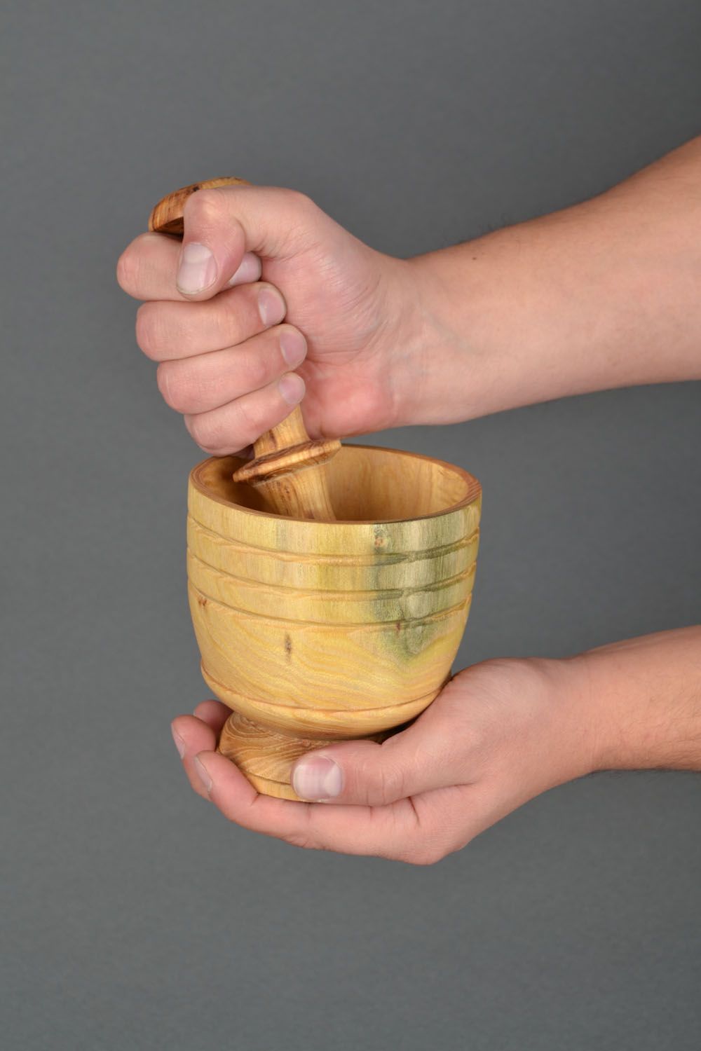 Wooden mortar and pestle photo 2