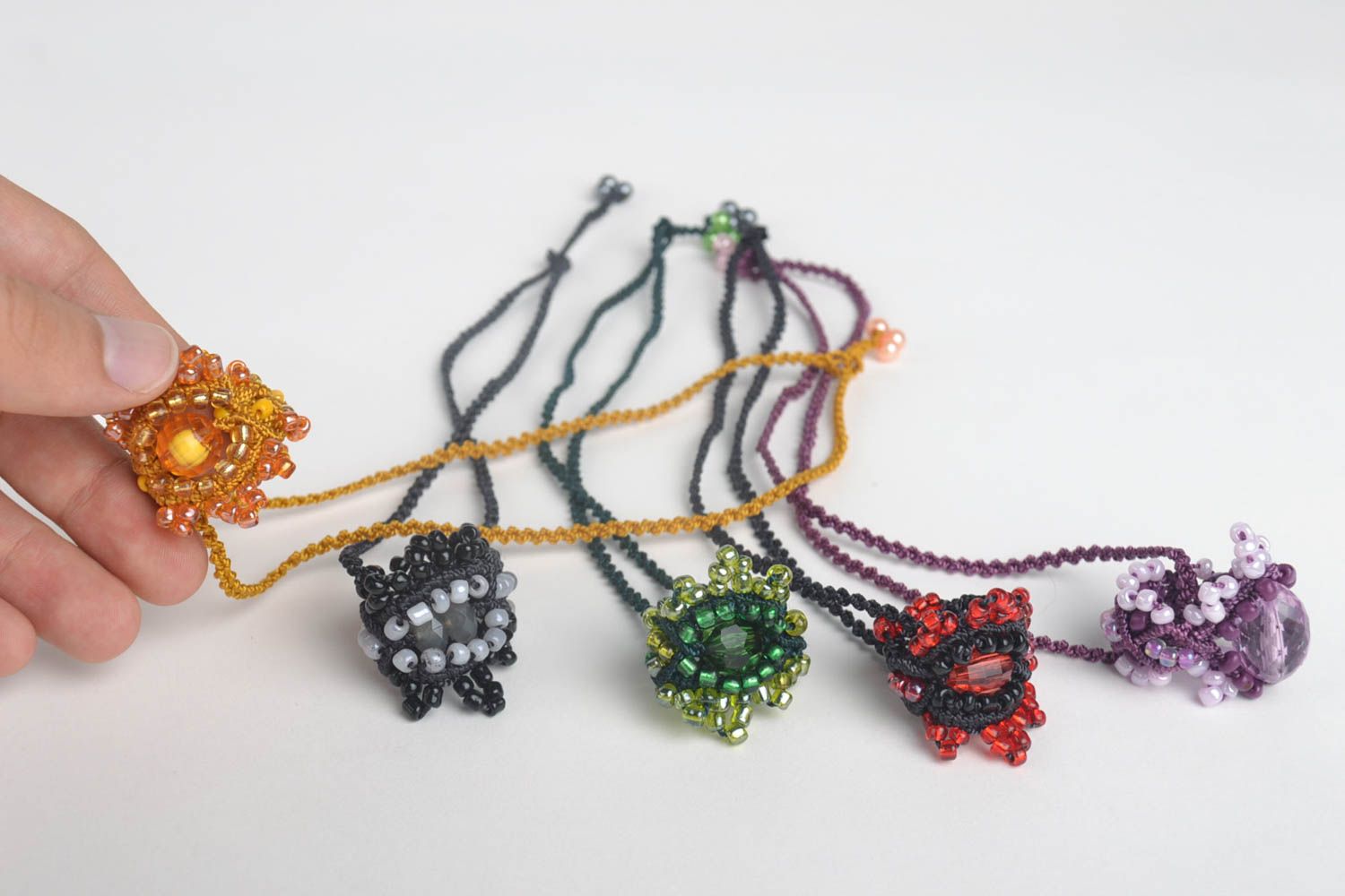 Handmade pendant designer pendant beads pendant macrame pendant set of 5 items photo 5