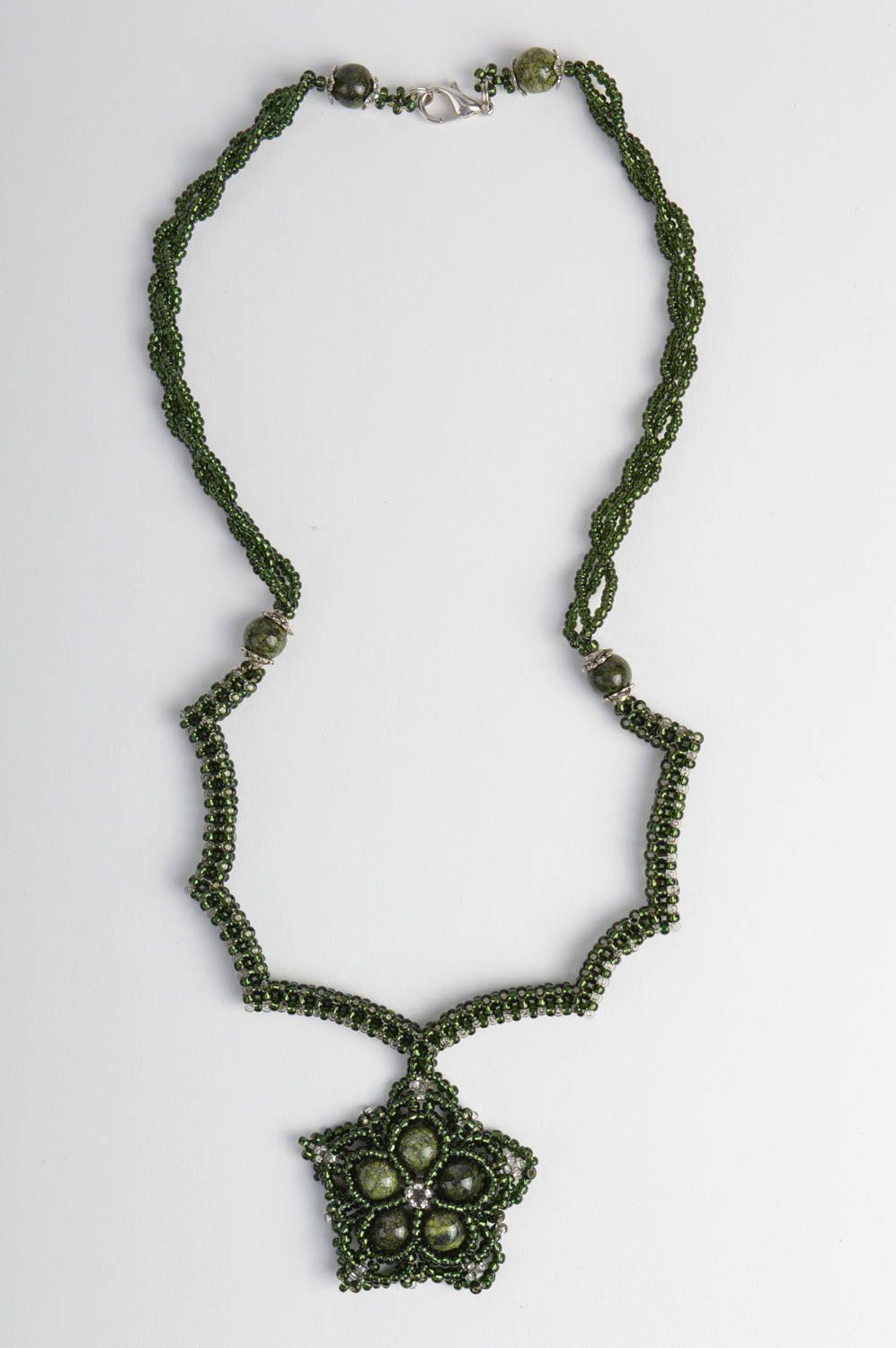 Girocollo con perline e pietre dure fatto a mano collana originale da donna foto 2