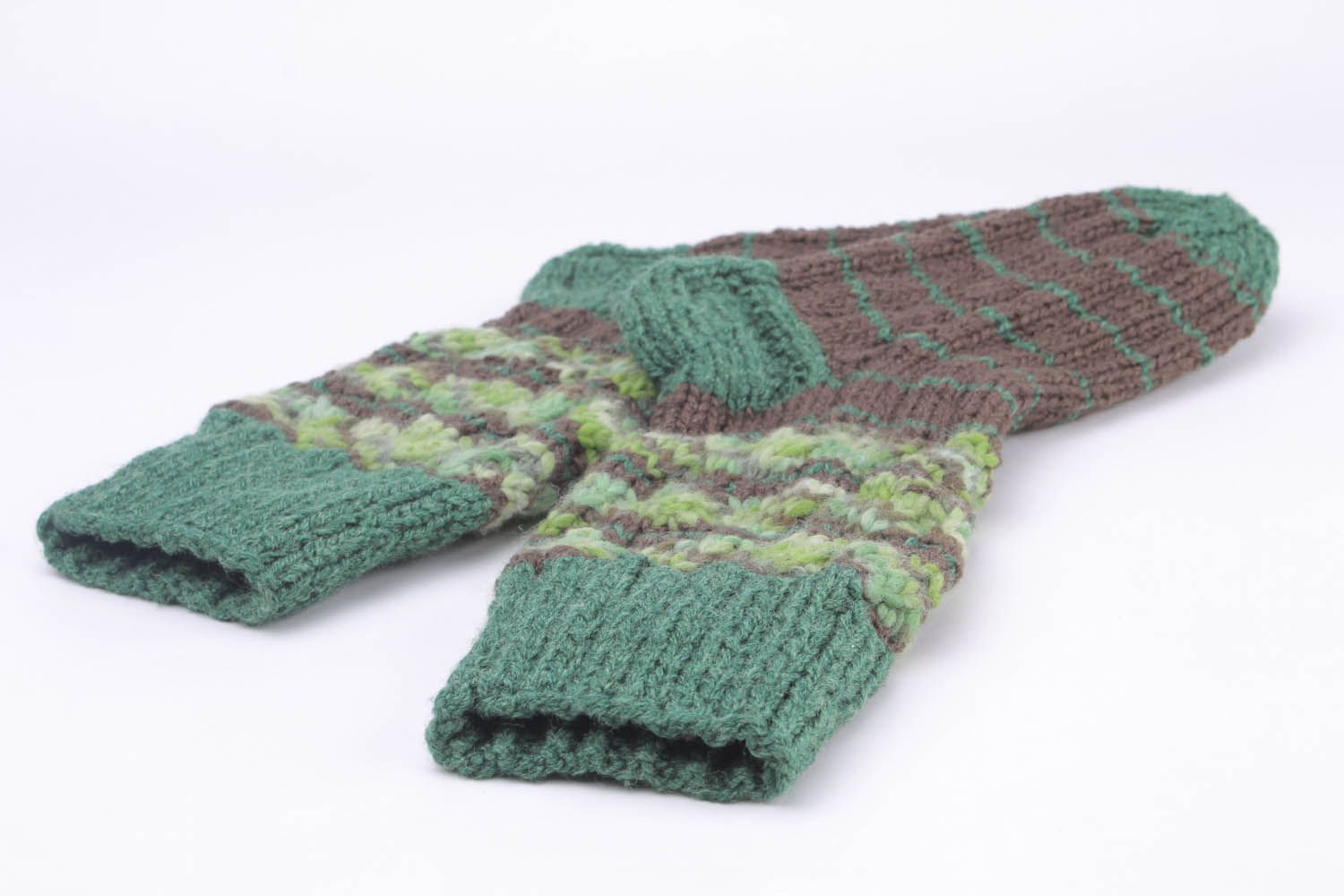 Chaussettes tricotées rayées chaudes en demi-laine  photo 2