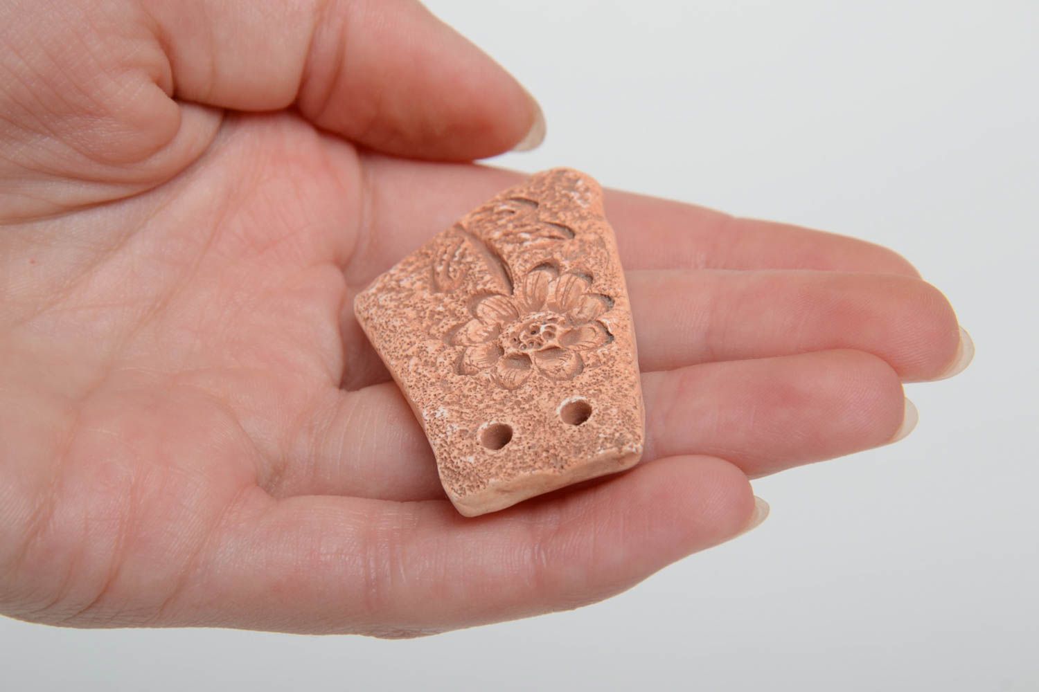 Handmade small flat ceramic pendant for painting with scratched flower pattern  photo 5