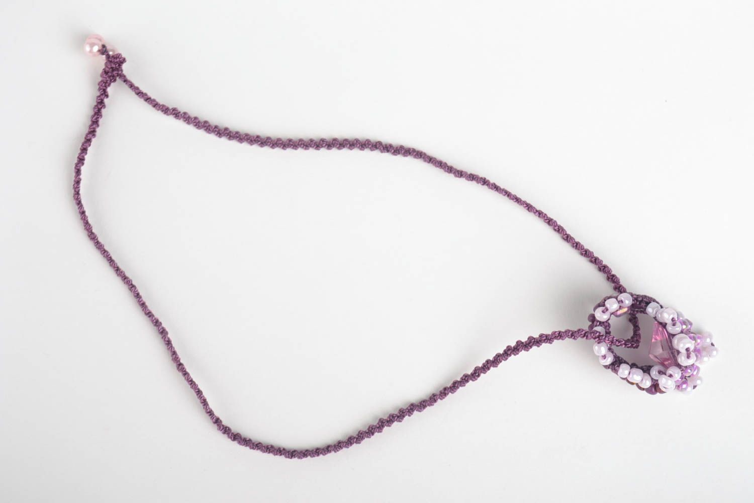 Pendentif fantaisie Bijou fait main violet fils perles macramé Cadeau original photo 3