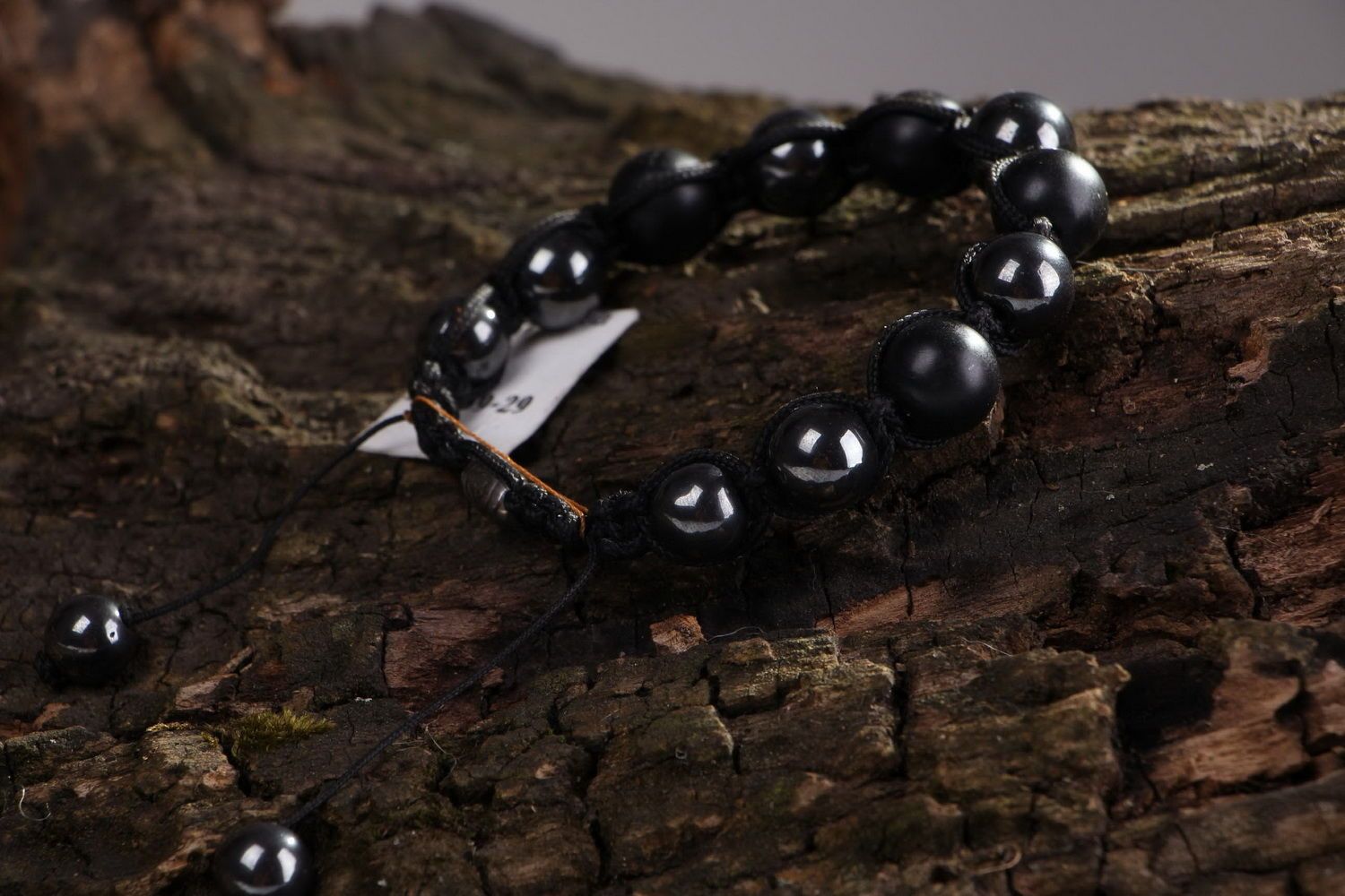 Bracelet made of hematite and shungite beads  photo 4