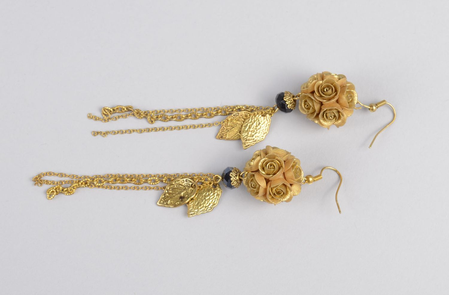 Handmade Blumen Ohrringe Polymer Schmuck Accessoire für Frauen beige Rosen foto 3