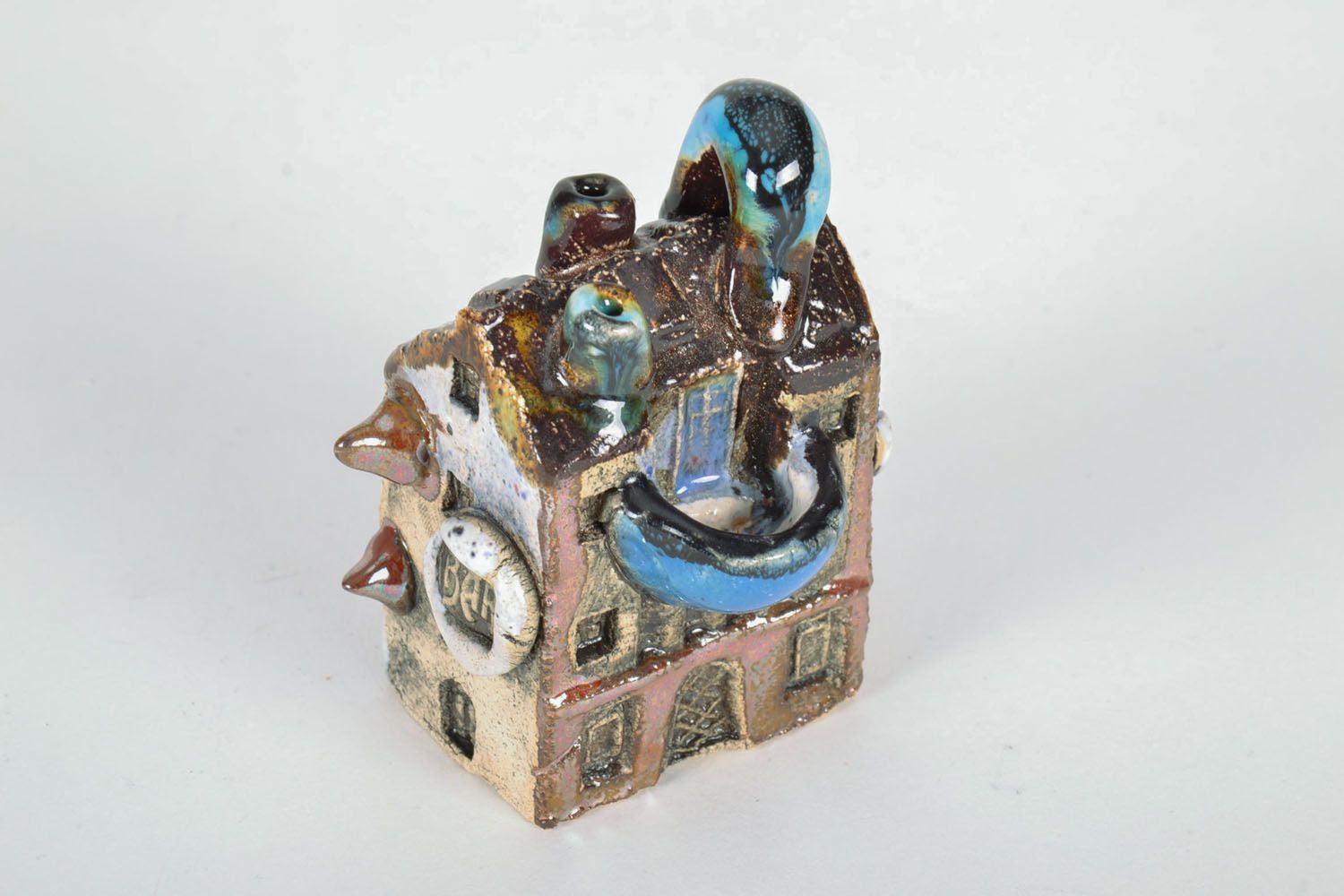 Ceramic figure in the form of house photo 3