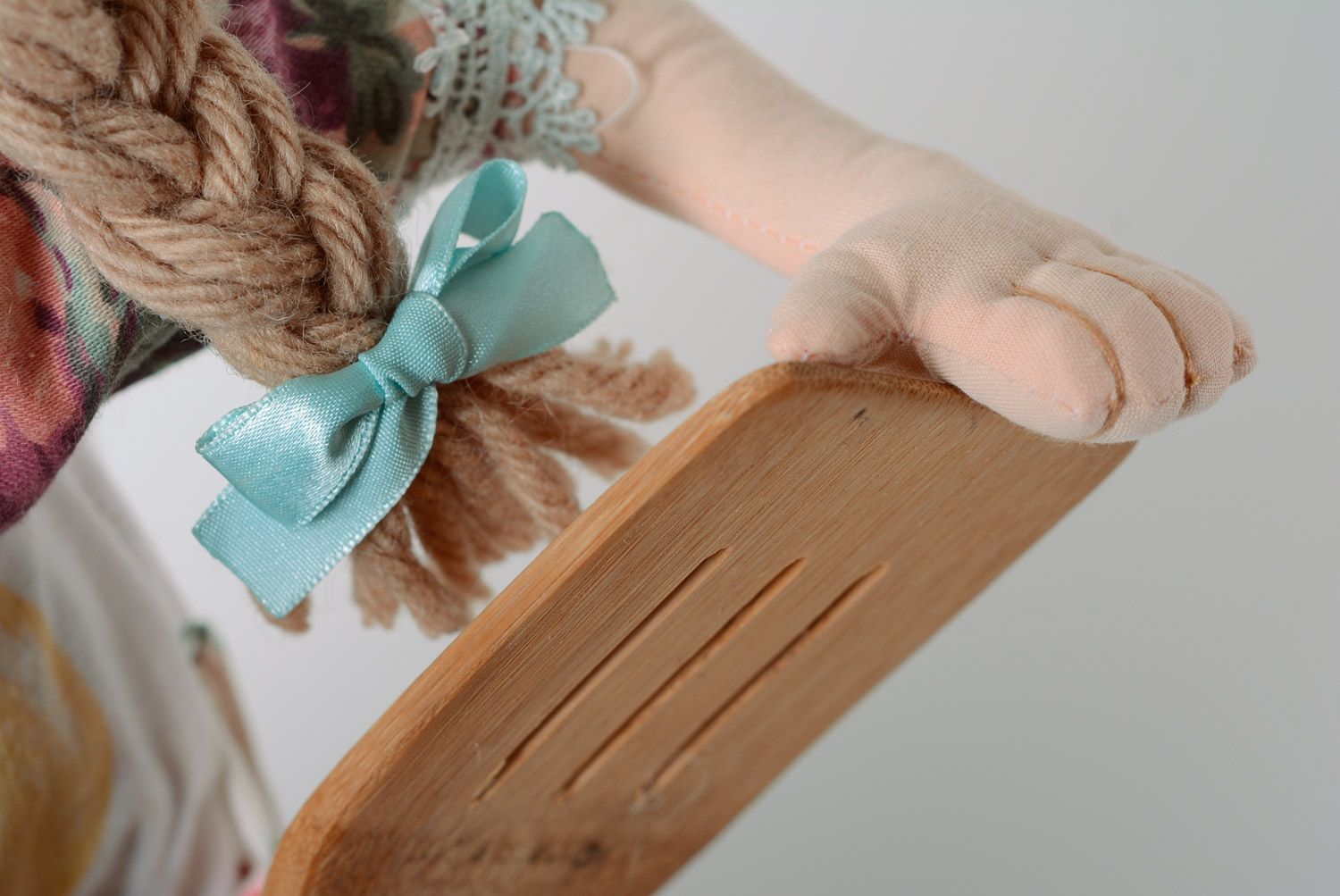 Интерьерная кукла игрушка для хранения пакетов из трикотажа и хлопка handmade фото 3