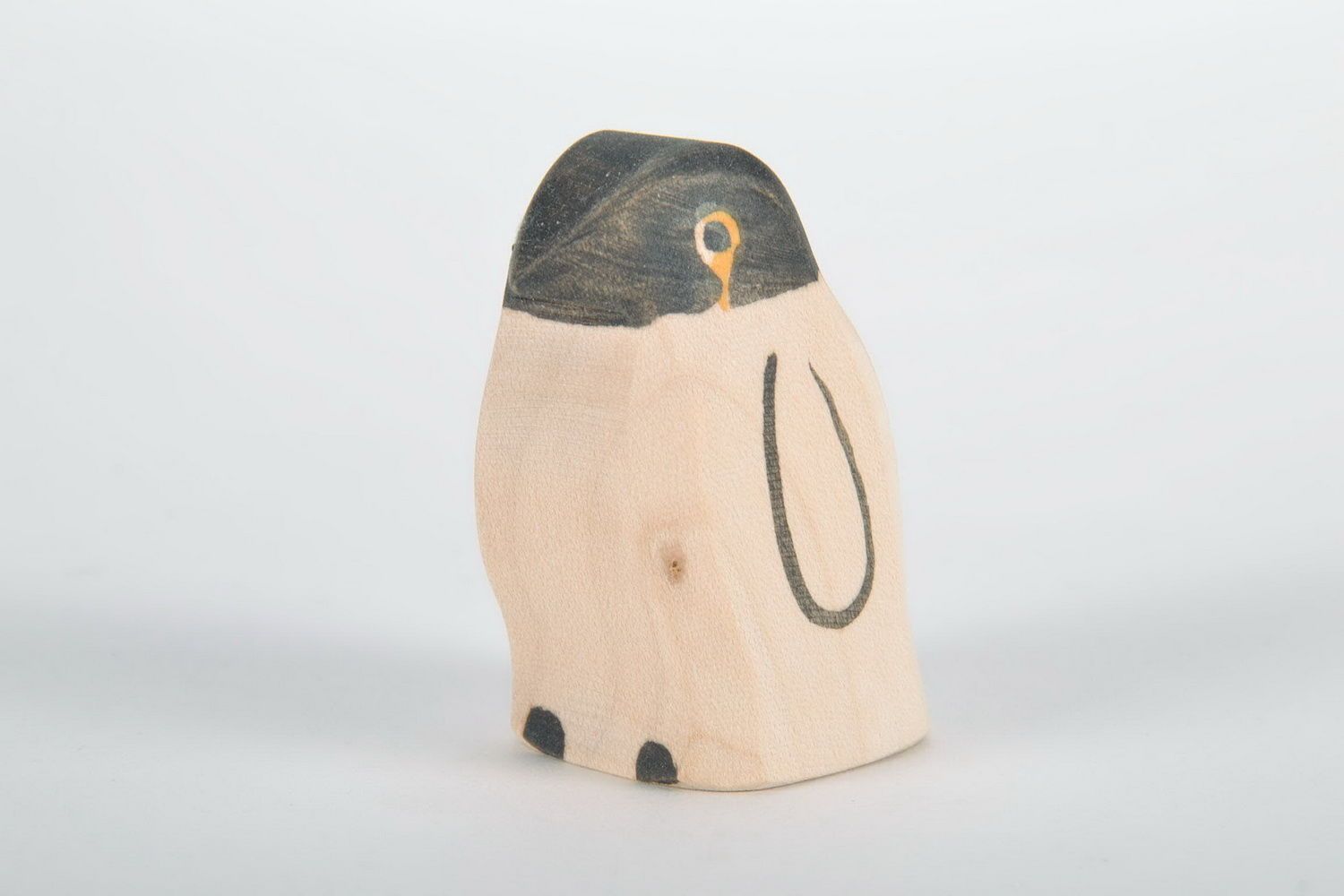 Figurine en bois d'érable artisanale Pingouin  photo 3