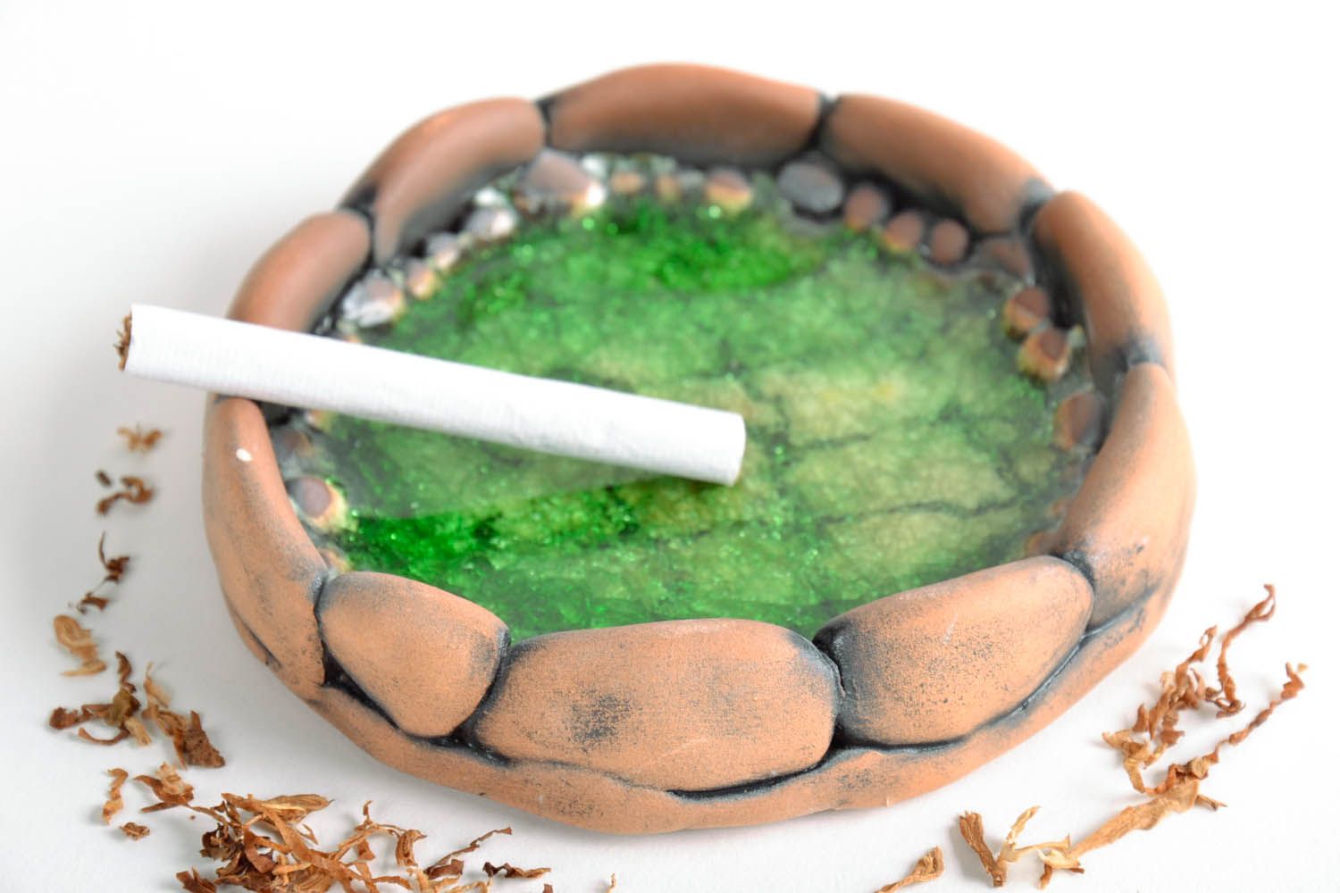 Enamel ashtray photo 1
