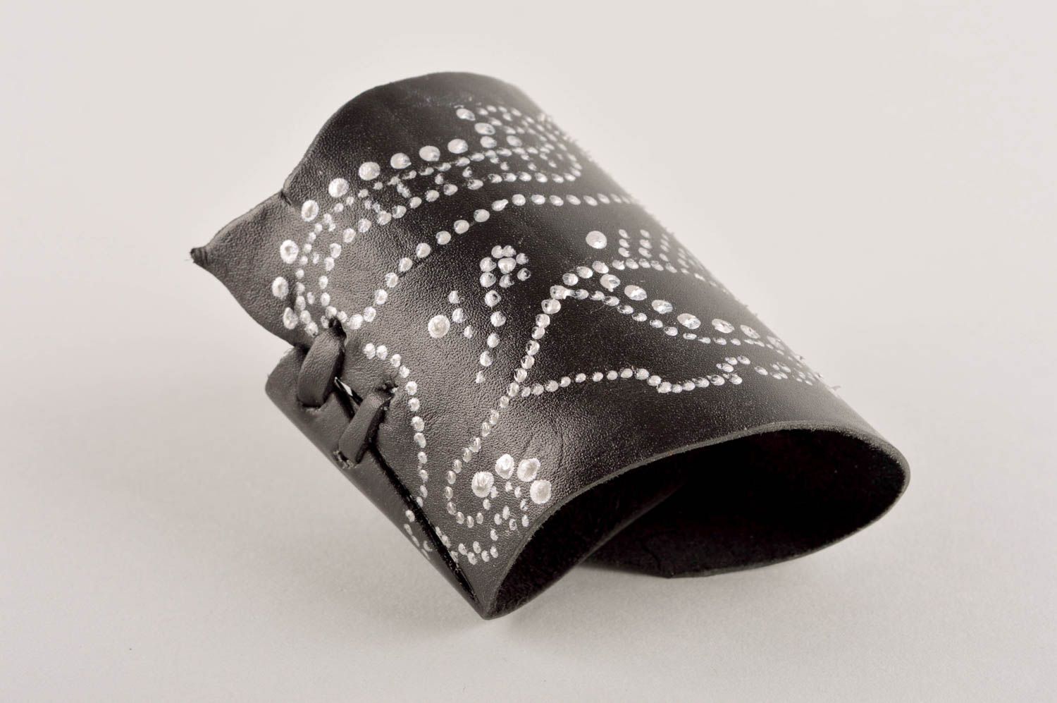 Bracelet Manchette noire original fait main Bijoux cuir Accessoires femme photo 3