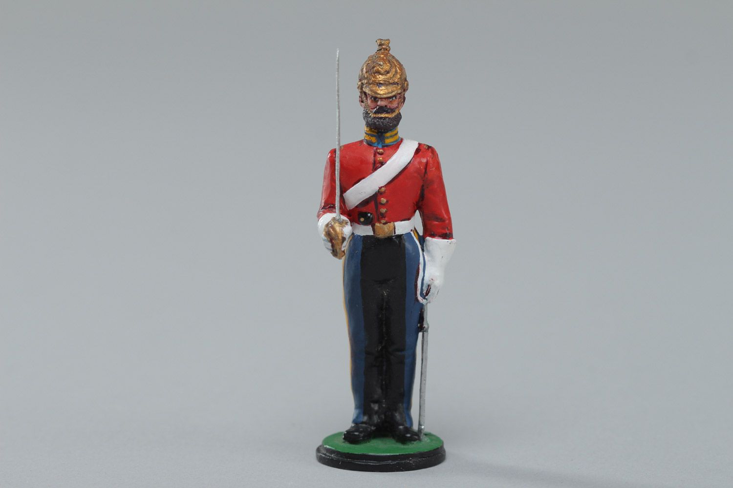 Handmade collectible painted miniature tin figurine of British cavalry soldier  photo 2