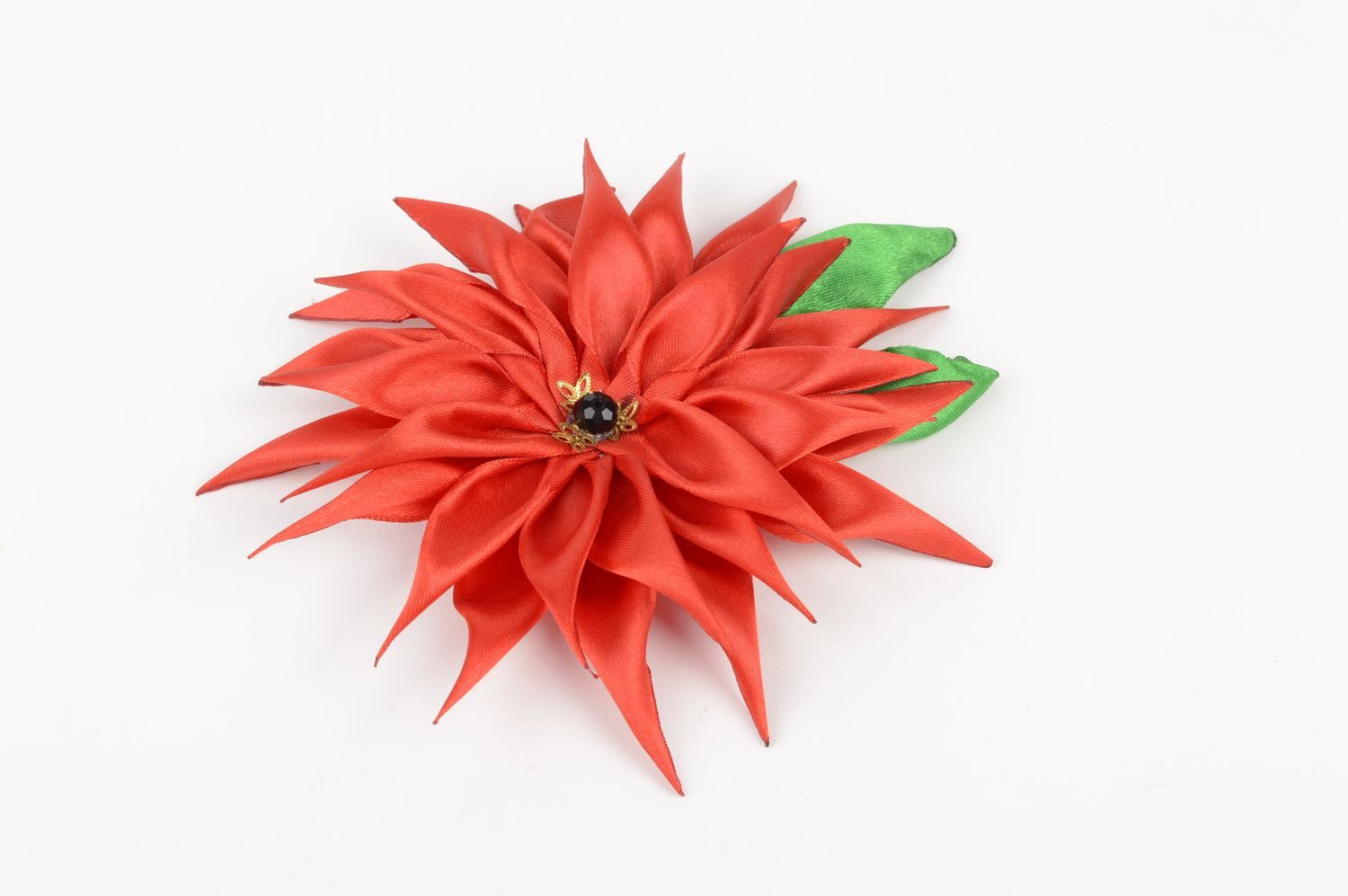 Rote Blume Haarspange aus Atlas handgemachter Schmuck Accessoire für Mädchen foto 1