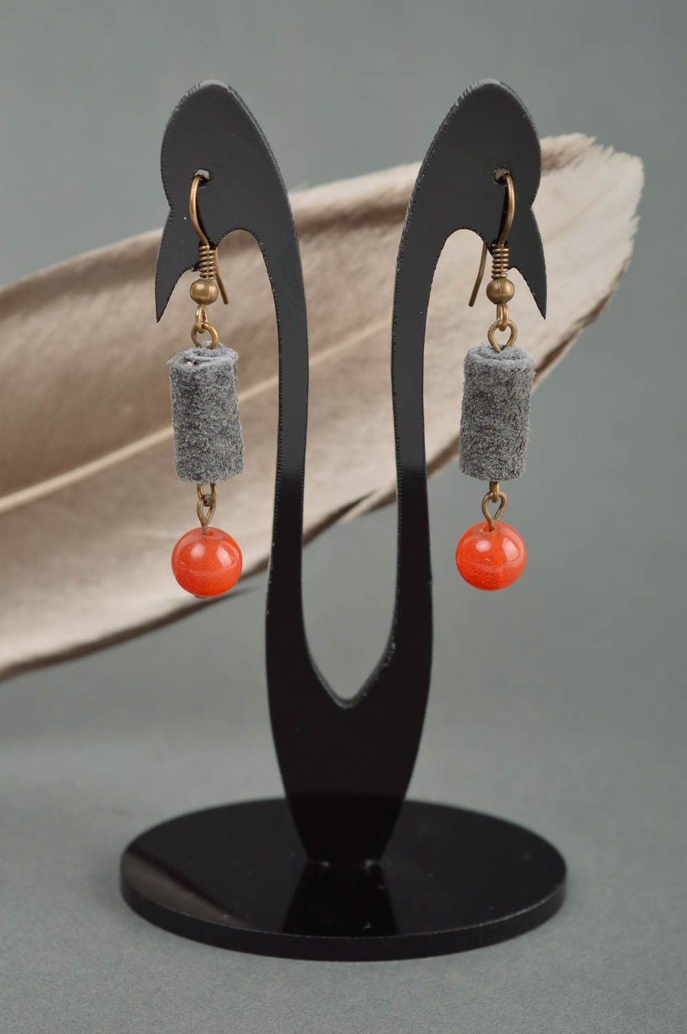 Handmade leather earrings stylish beaded jewelry cute dangling earrings photo 2