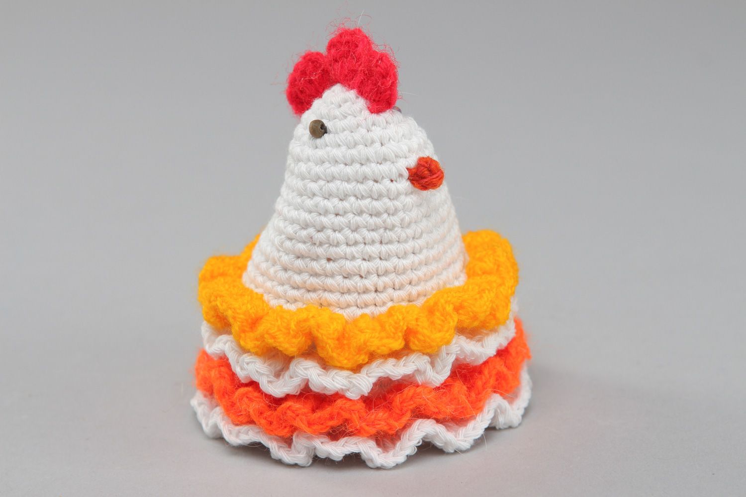 Handmade decorative colorful soft crocheted painted egg cover Easter chicken  photo 1