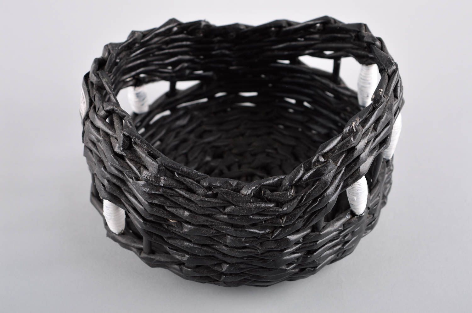 Cesta hecha a mano color negro regalo para amigos elemento decorativo  foto 2