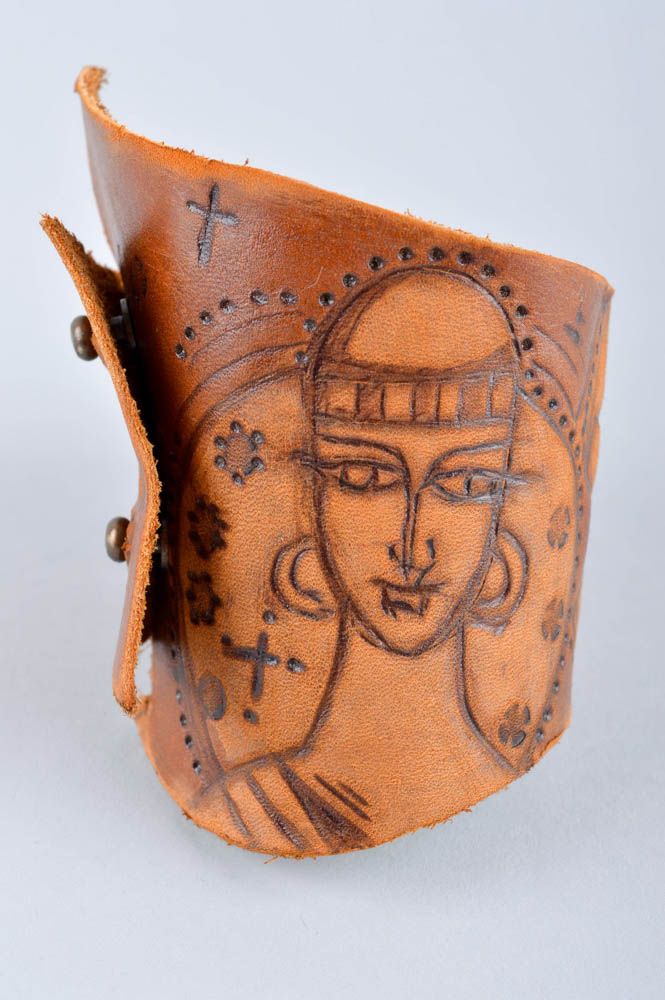 Breites Lederarmband handmade Damen Armband originell Schmuck für Frauen foto 2