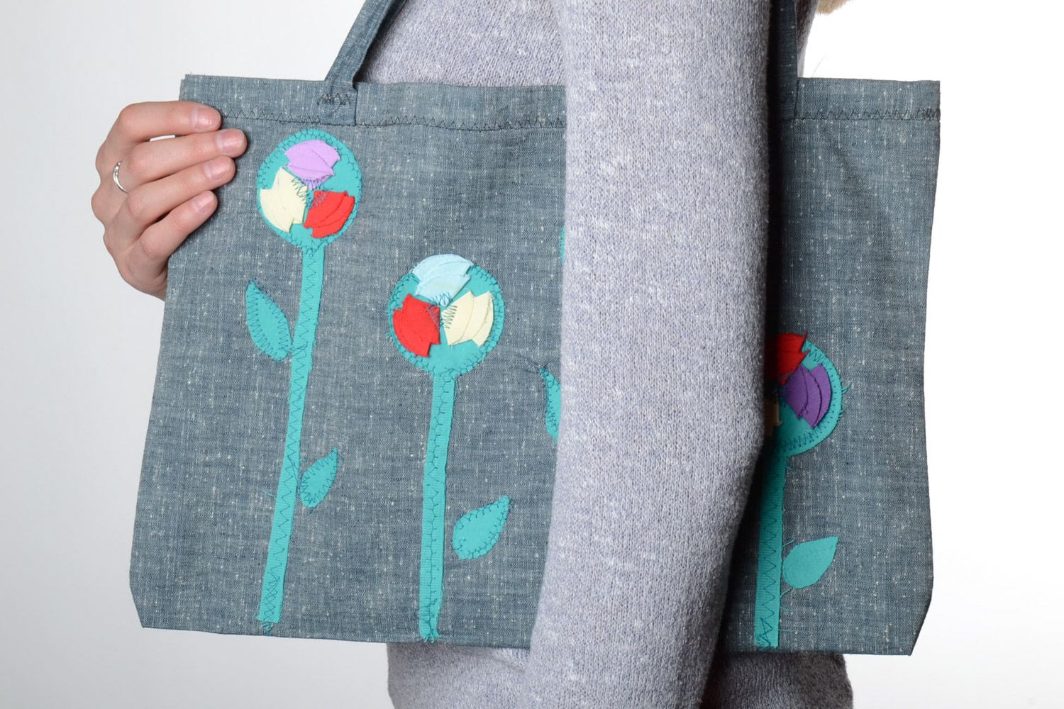 Damen Tasche aus Textil mit Applikation Blumen blau handmade Öko  foto 1