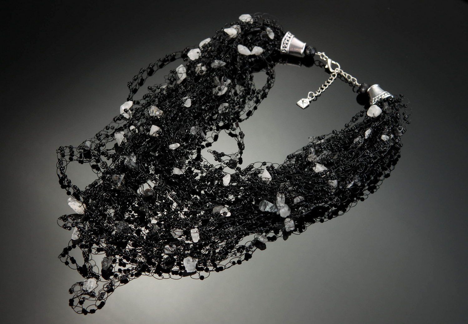 Necklace with quarz & beads photo 1