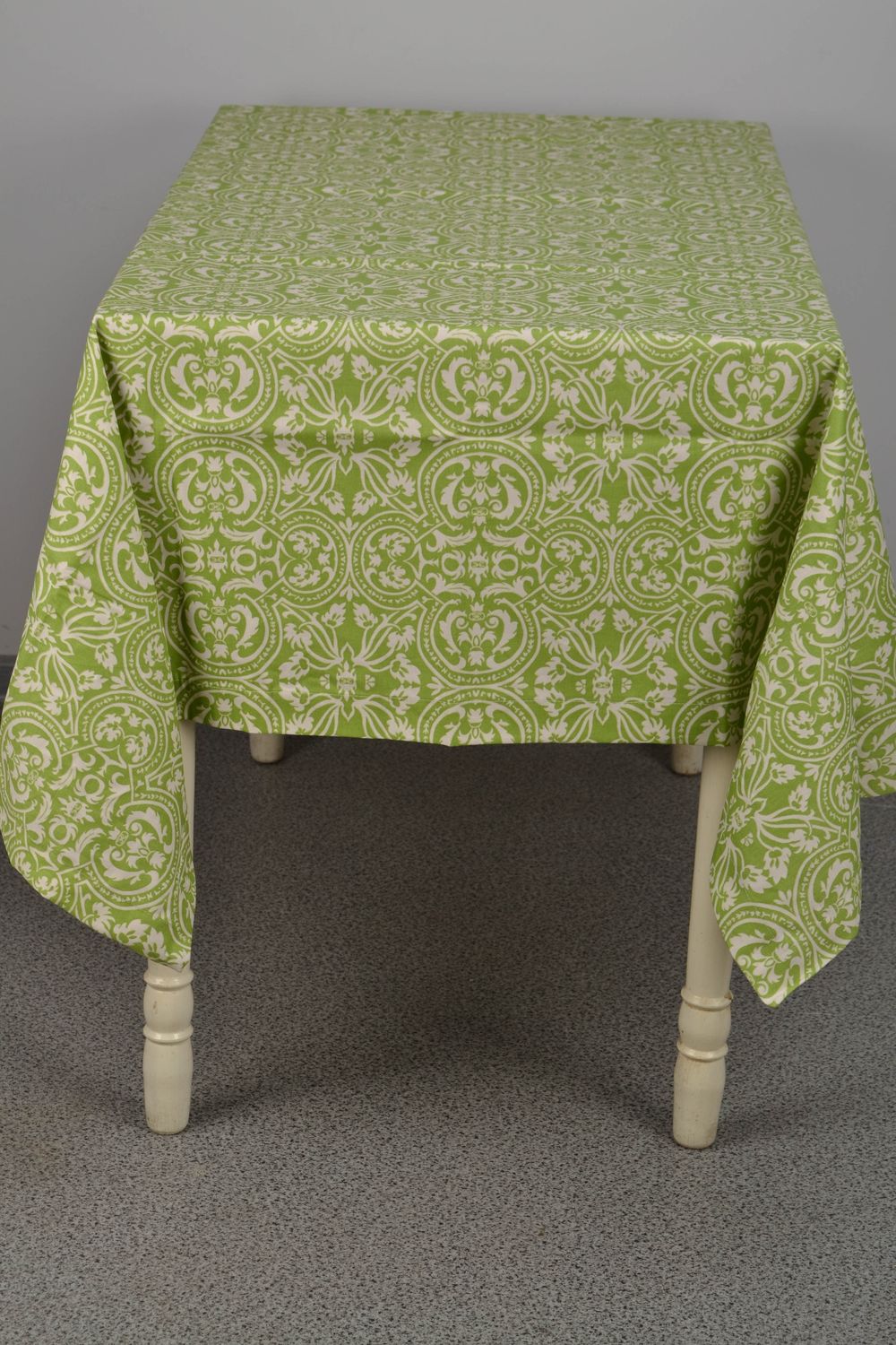 Handgemachte Tischdecke für rechteckigen Tisch mit durchgebrochenem Muster foto 4