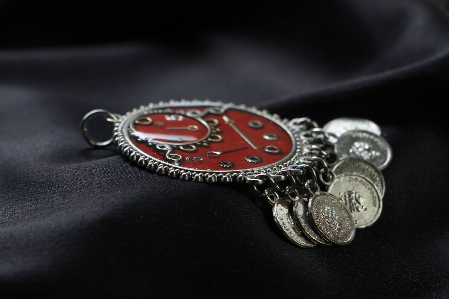 Red round steampunk pendant with charms photo 2