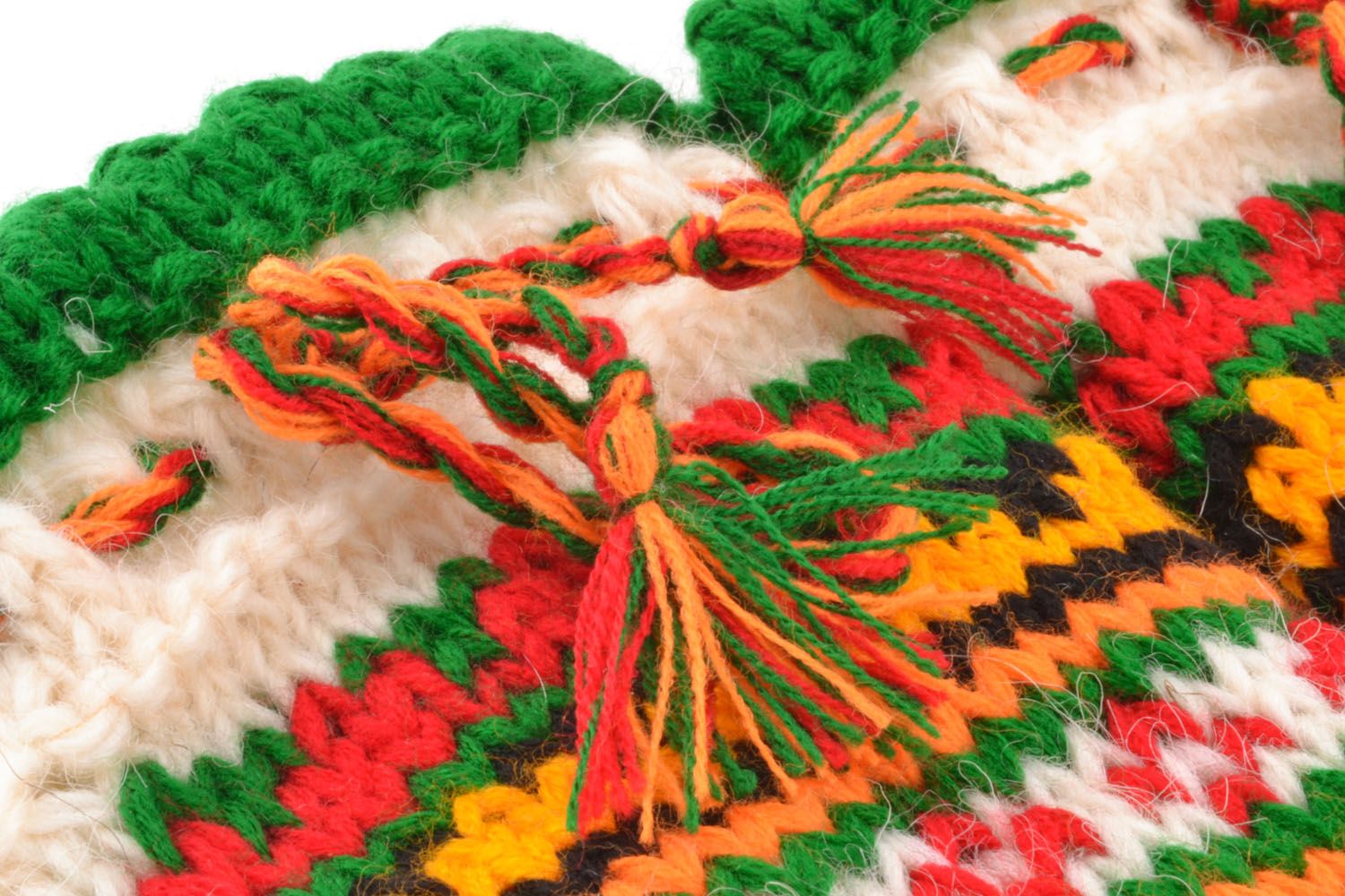 Calcetines de lana tejidos a mano con ornamento	 foto 3