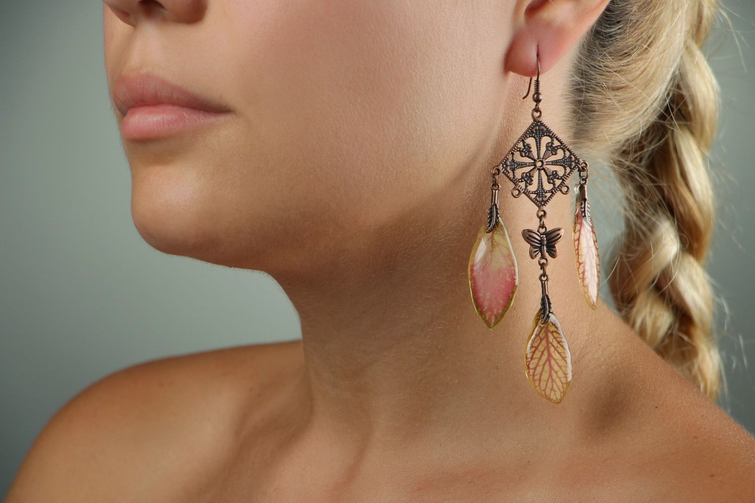 Schöne Ohrringe aus Kupfer und echten Blättern Boho foto 4