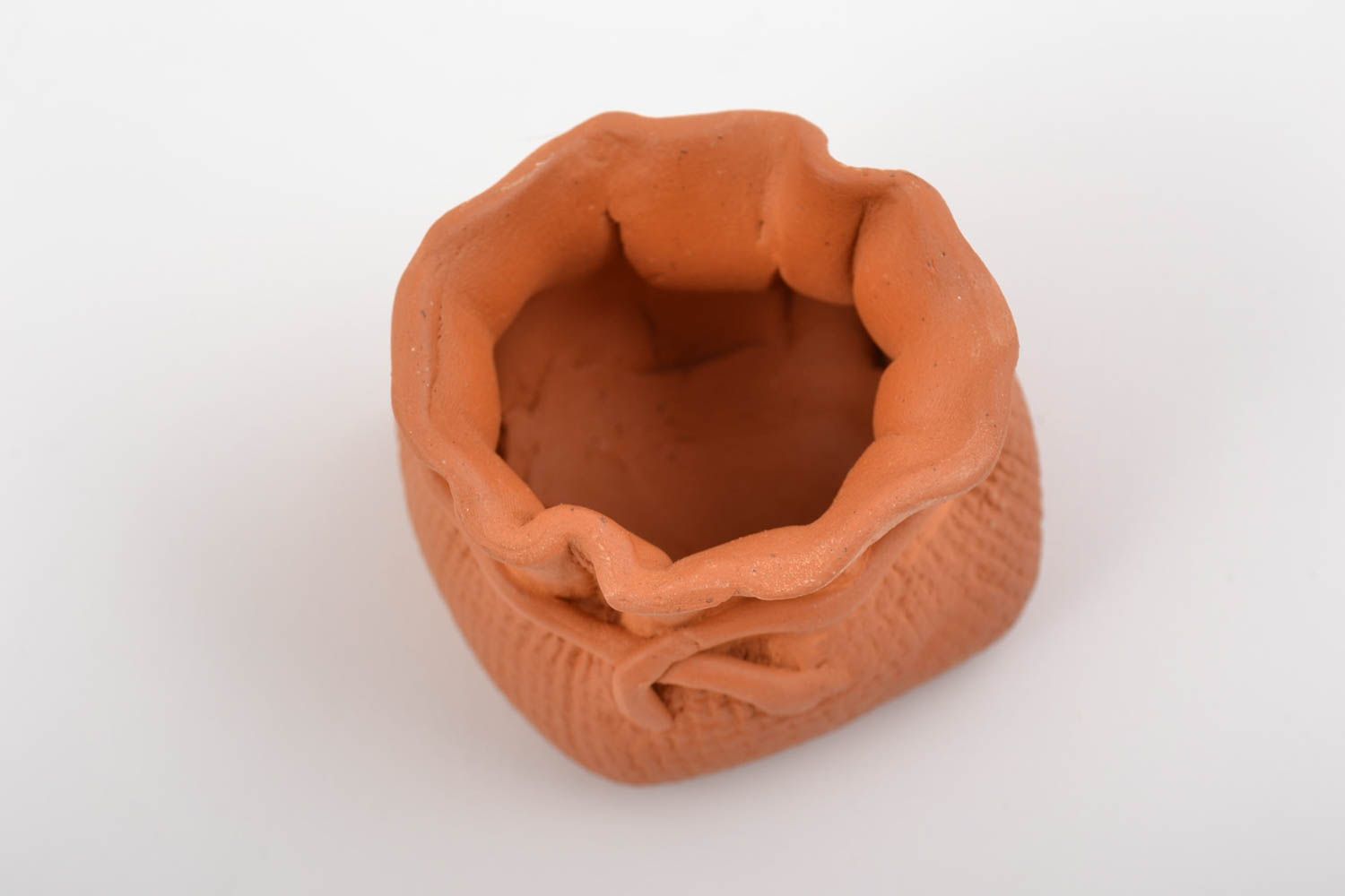 Salière en céramique faite main brune en forme de sac pour cuisine 75 g photo 3