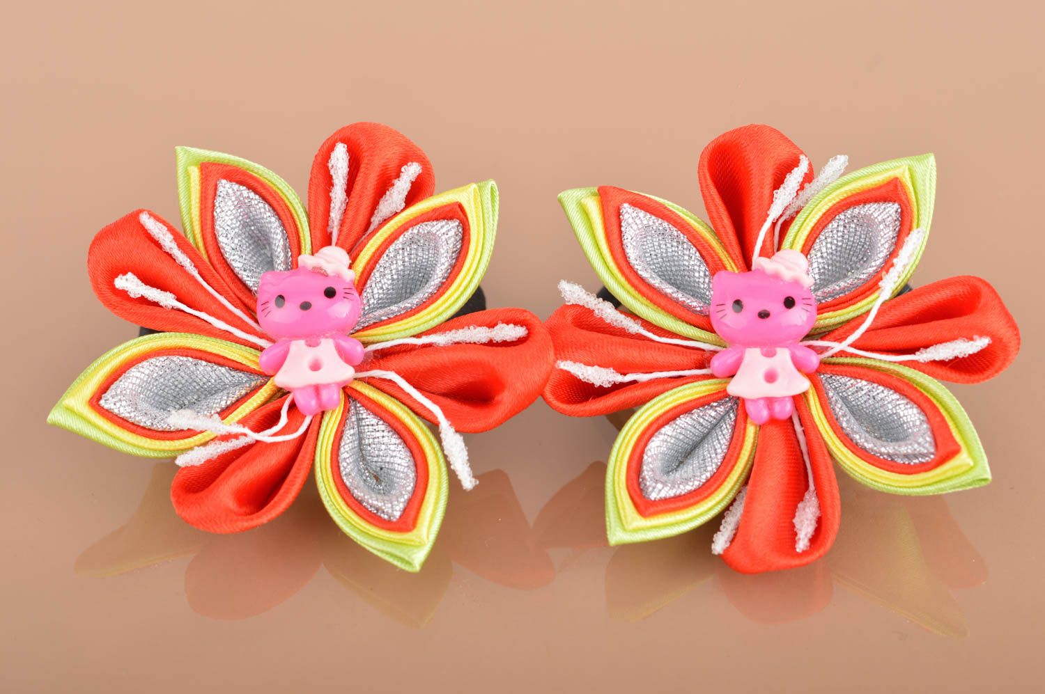 Set of 2 handmade decorative children's hair ties with colorful flowers photo 2