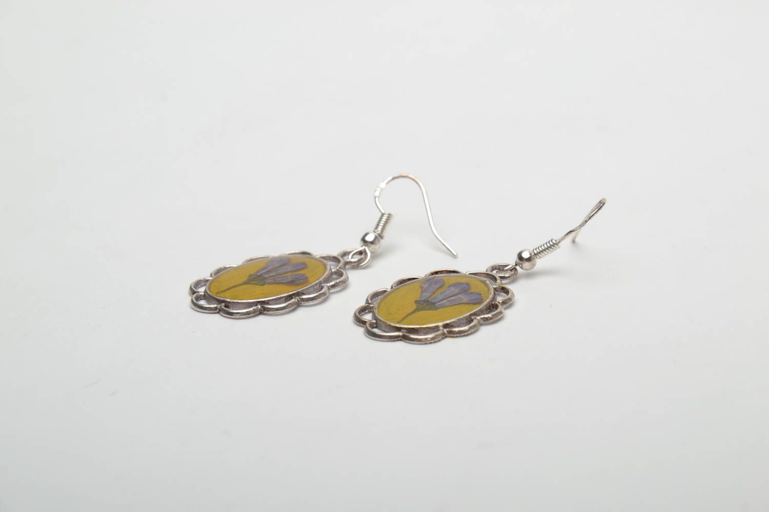 Earrings with natural flowers in epoxy resin  photo 4