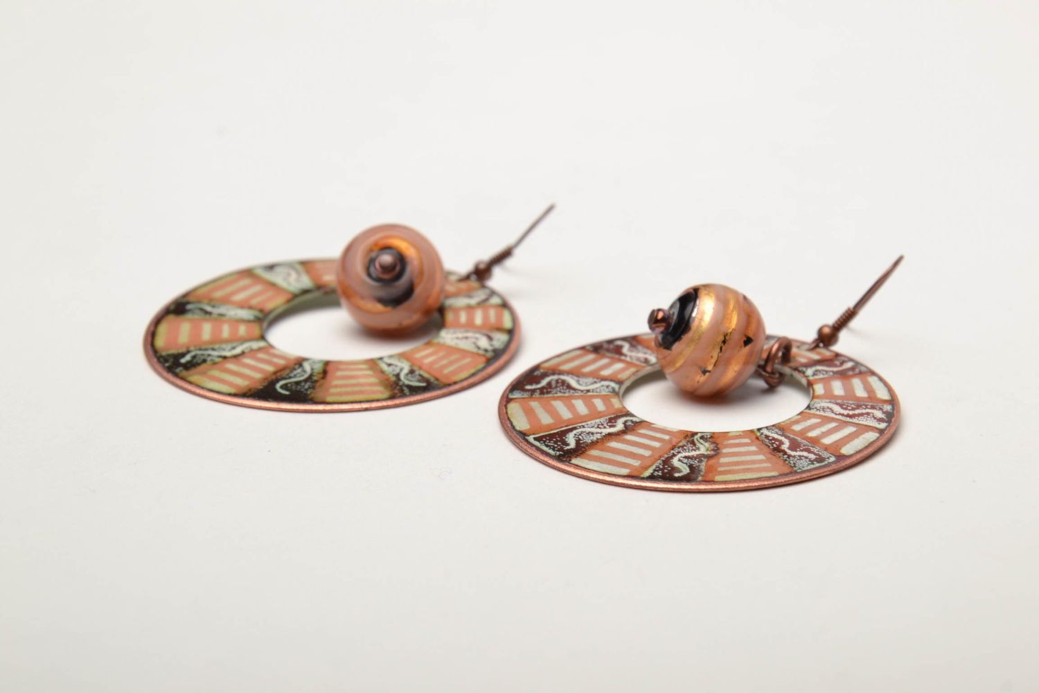 Round copper earrings with beads photo 4