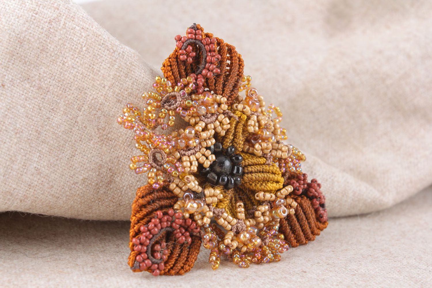 Beautiful woven brooch Coffee Flower photo 1