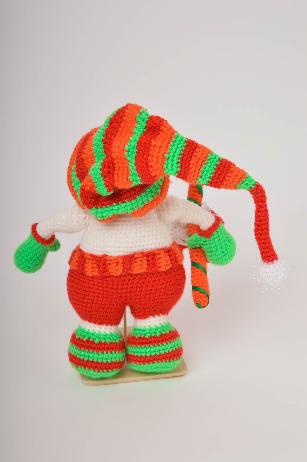 Peluche bonhomme de neige Jouet fait main tricoté en acrylique Cadeau enfant photo 4