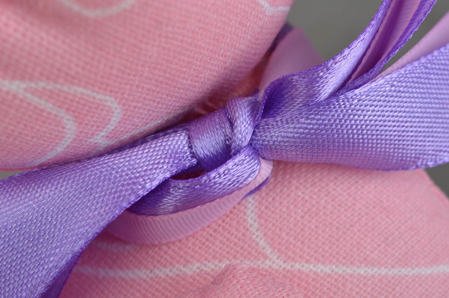 Розовый мягкий кот из ситцевой ткани авторская игрушка ручной работы для ребенка фото 5