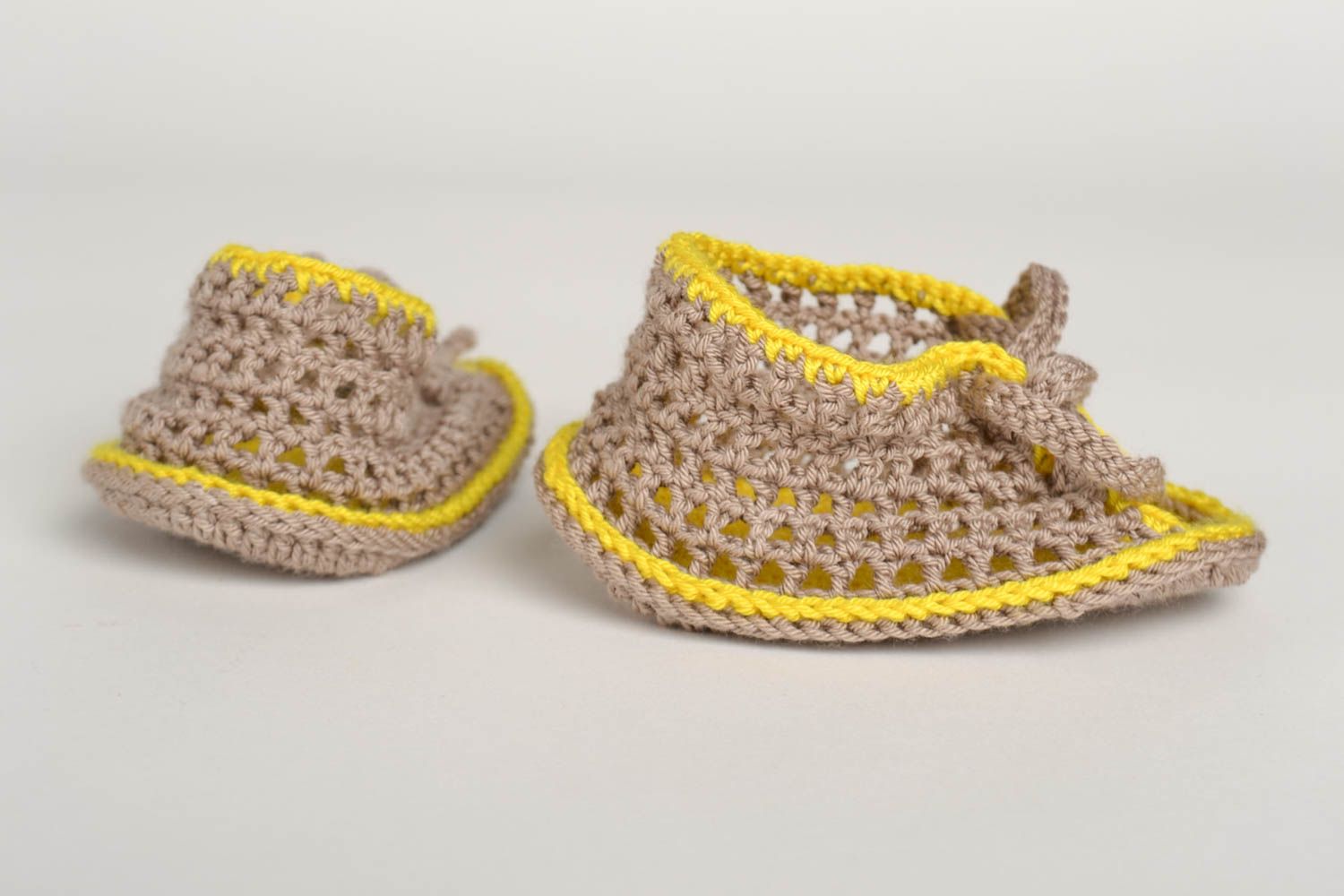Handmade Baby Sandalen gehäkelte Babyschuhe Geschenk für Kleinkinder gelb beige foto 2