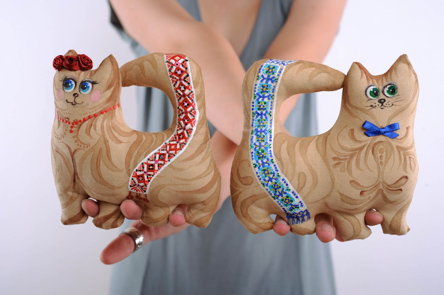 Poupée faite main 'Paire de chat ukrainiens' photo 3