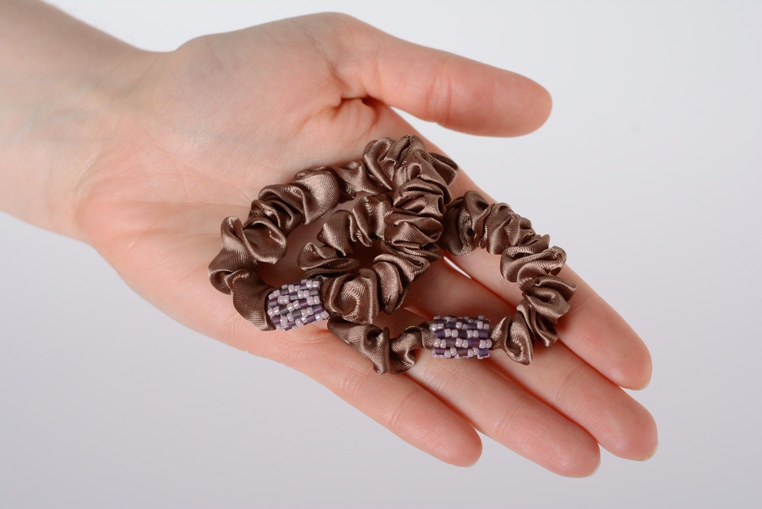 Handmade Haargummis aus Atlas Set 2 Stück Frauen Schmucksachen Geschenk  foto 3