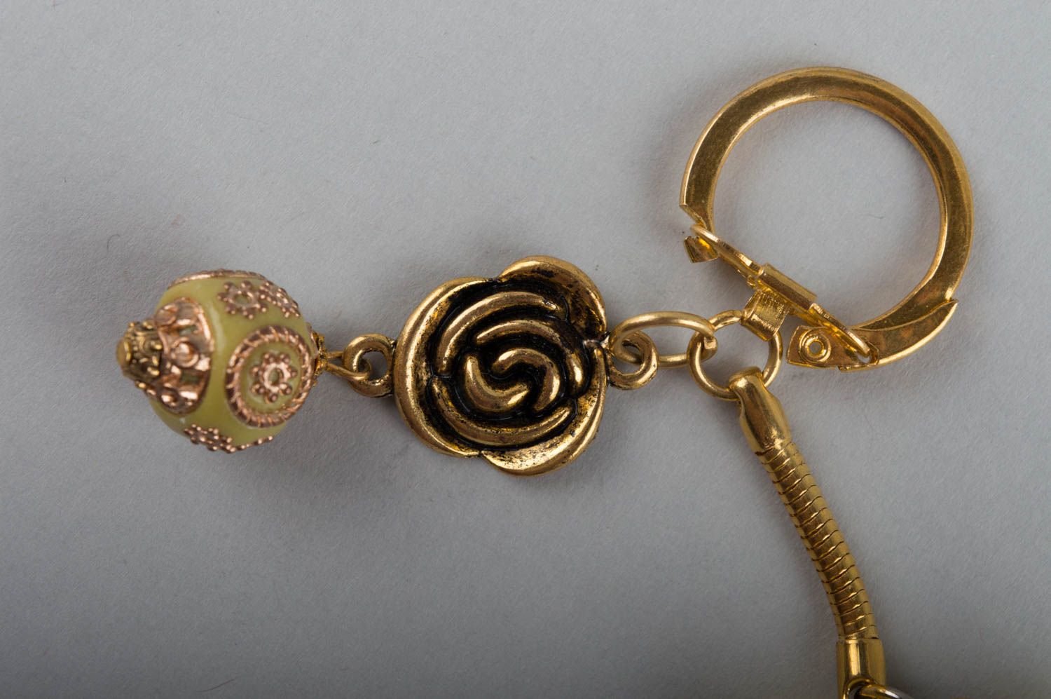 Beautiful handmade design brass keychain with Murano glass beads and charms photo 4