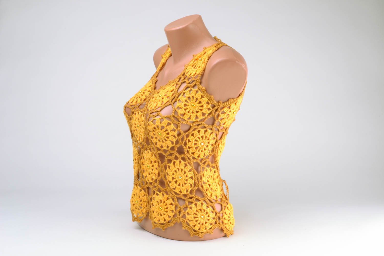 Camiseta em croché artesanal roupas femininas Amarela foto 3