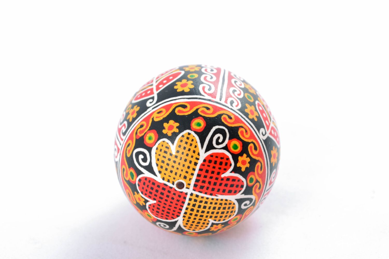 Easter egg with floral pattern photo 2