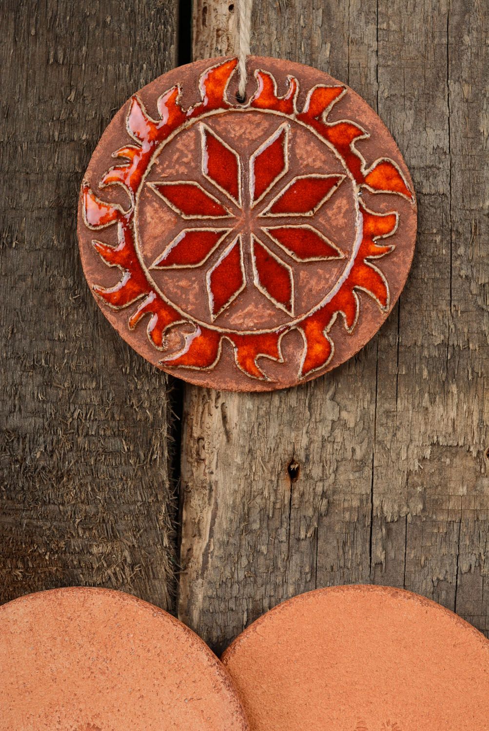 Orange Wandteller aus Keramik Alatyr für den Mann  foto 4