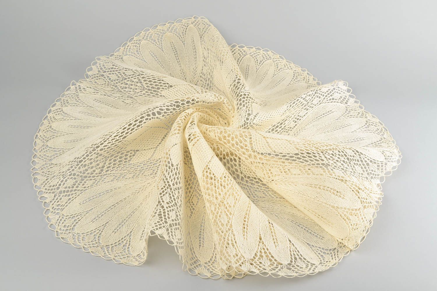 Openwork crochet tablecloth handmade lace napkin vintage style home ideas photo 4