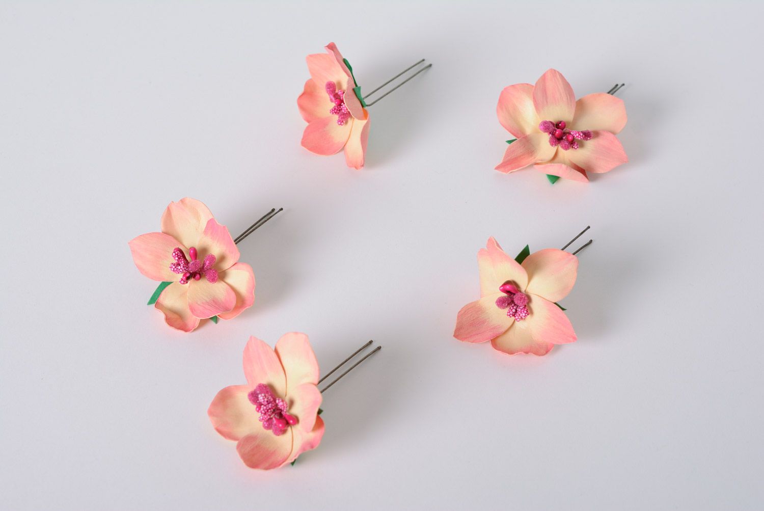 Set of handmade foamiran fabric flower hairpins 5 pieces of pink color photo 1