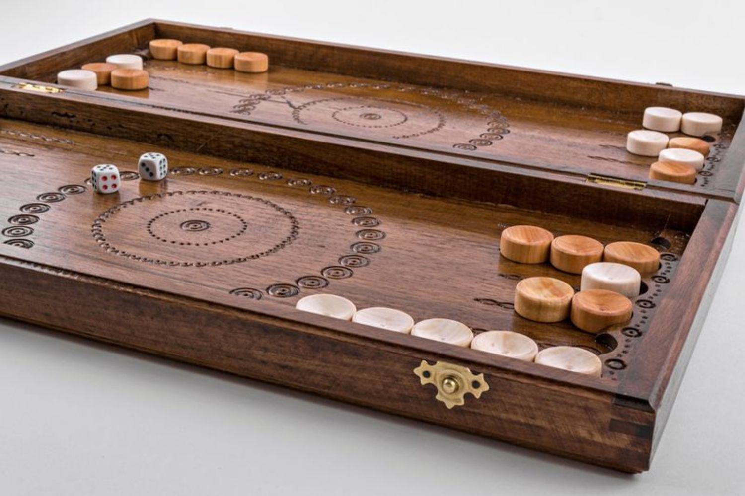 Backgammon en bois fait à la main photo 6