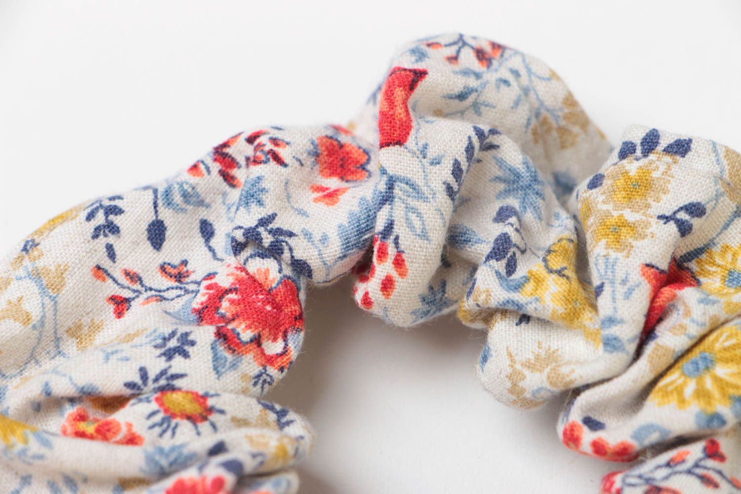 Beautiful light handmade cotton fabric scrunchy with floral print photo 4