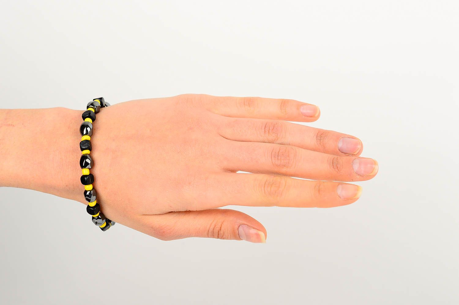 Black and yellow beads elastic stretchy bracelet for men photo 2
