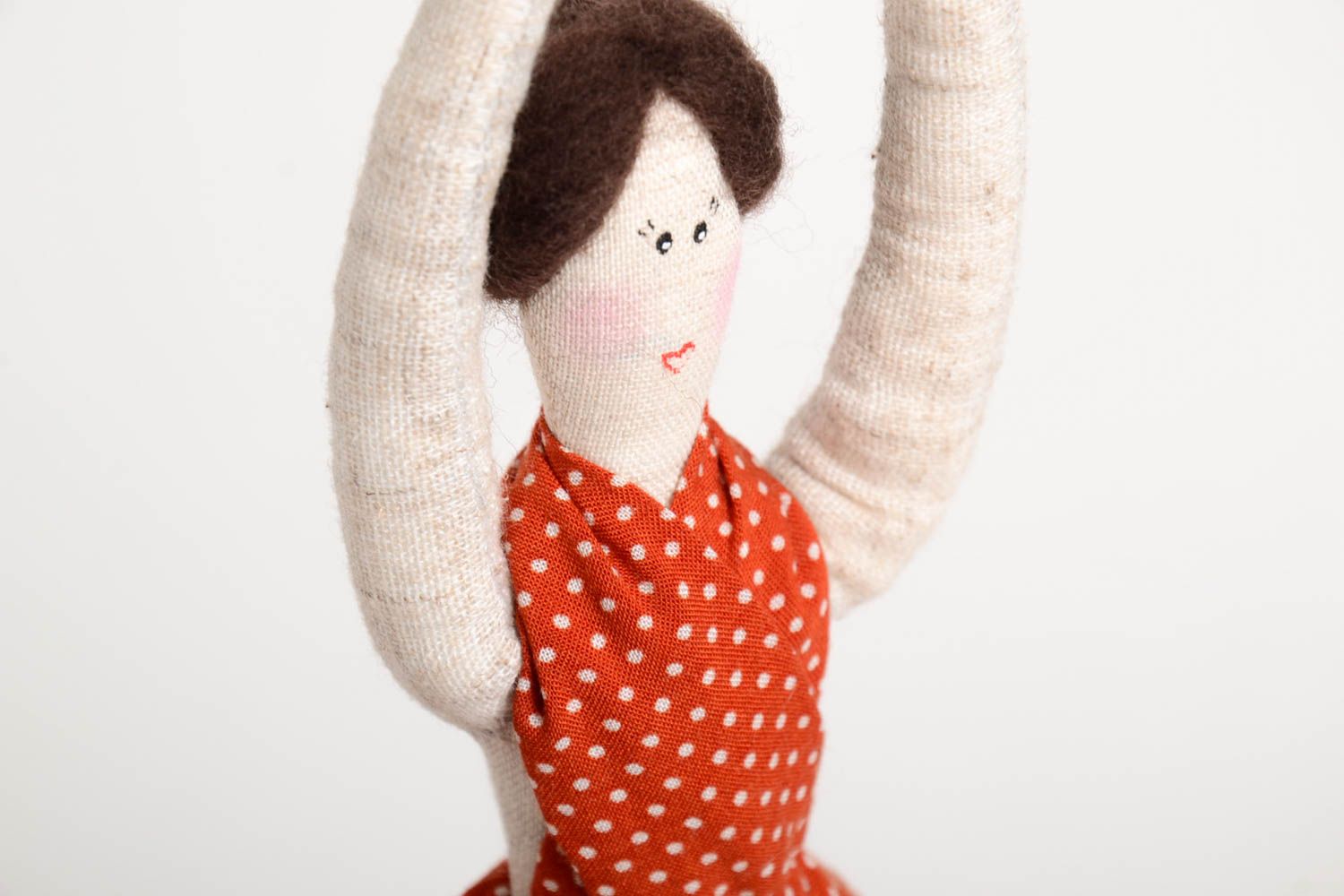 Игрушка ручной работы авторская кукла в красном дизайнерская кукла балерина фото 2