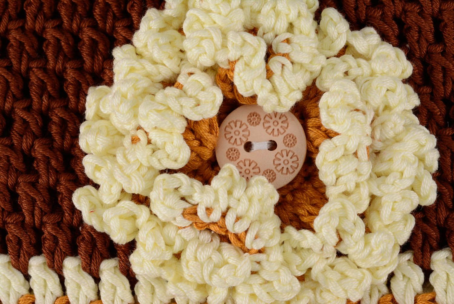 Brown crocheted purse photo 4